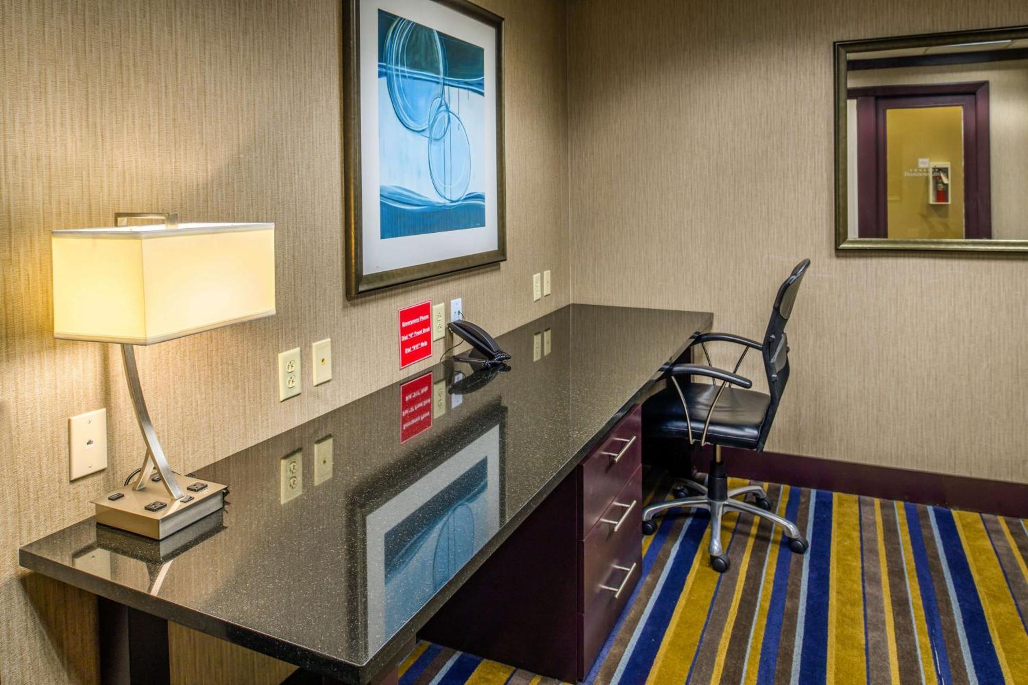 Embassy Suites By Hilton St Louis Airport Bridgeton Zewnętrze zdjęcie